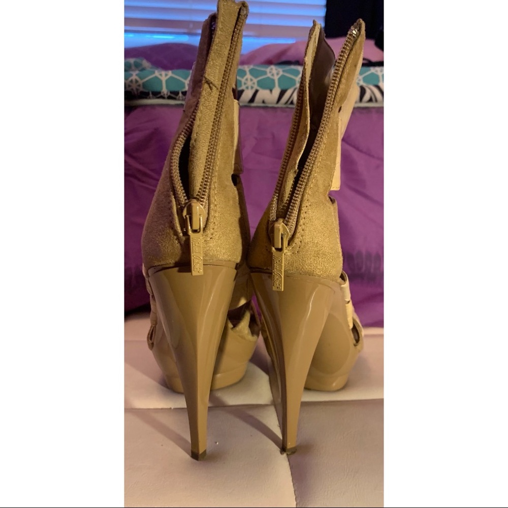 Pre Loved Platform Booties 💨😅 - Picture 3 of 3